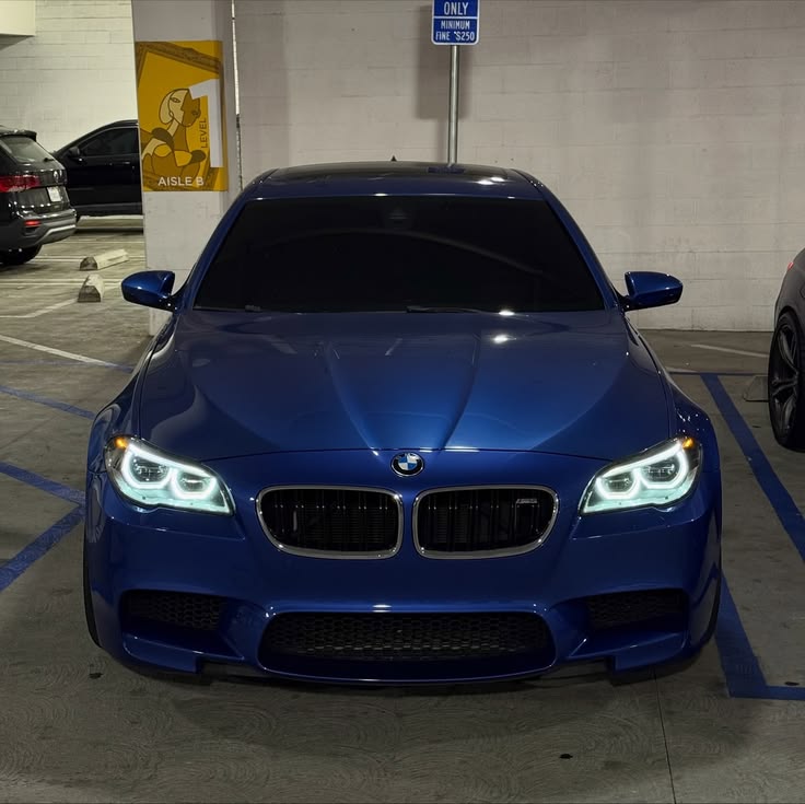 BMW M5 F10